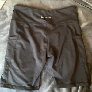 Baleaf high rise yoga shorts sz L